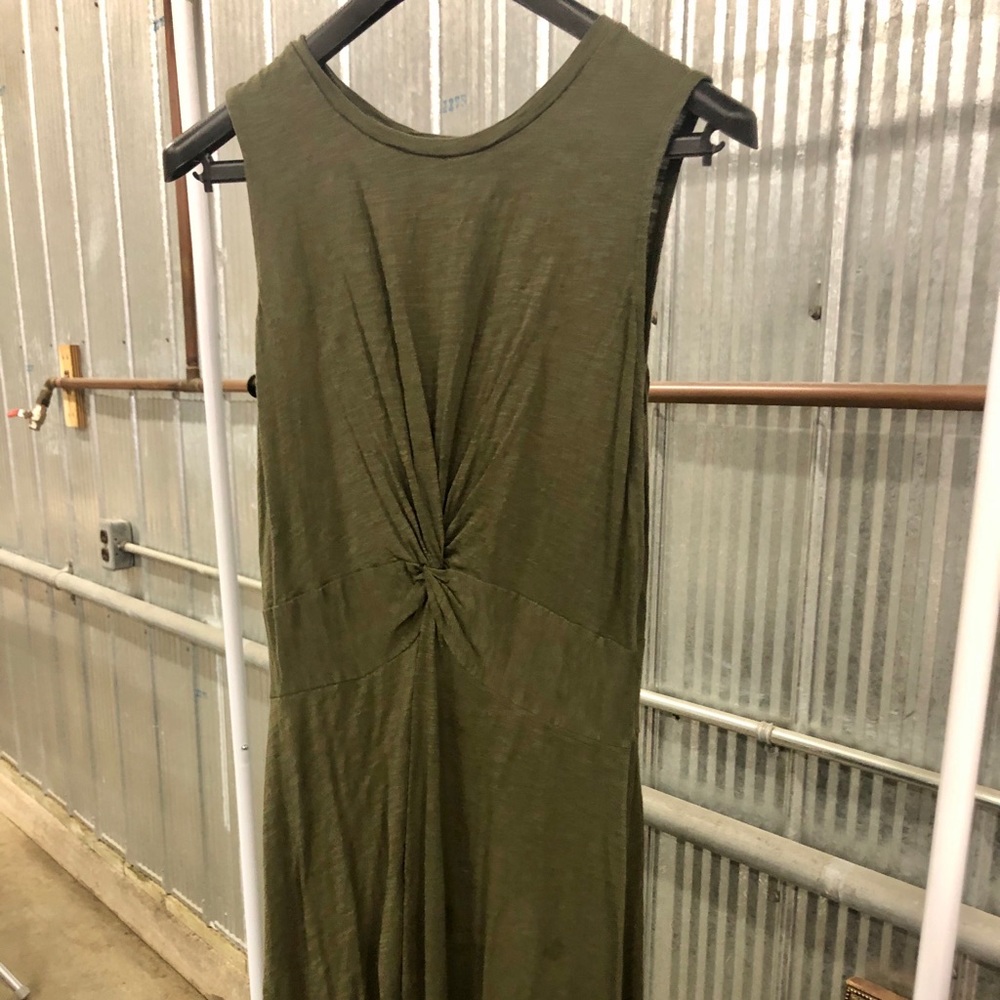 Green casual tshirt dress